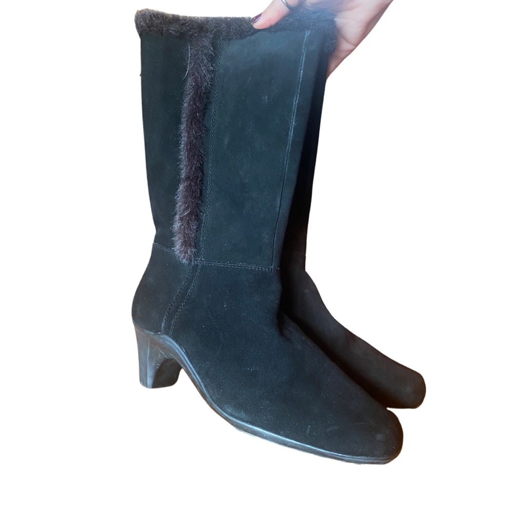 4/45$🖤 Vintage real fur lined heeled boots